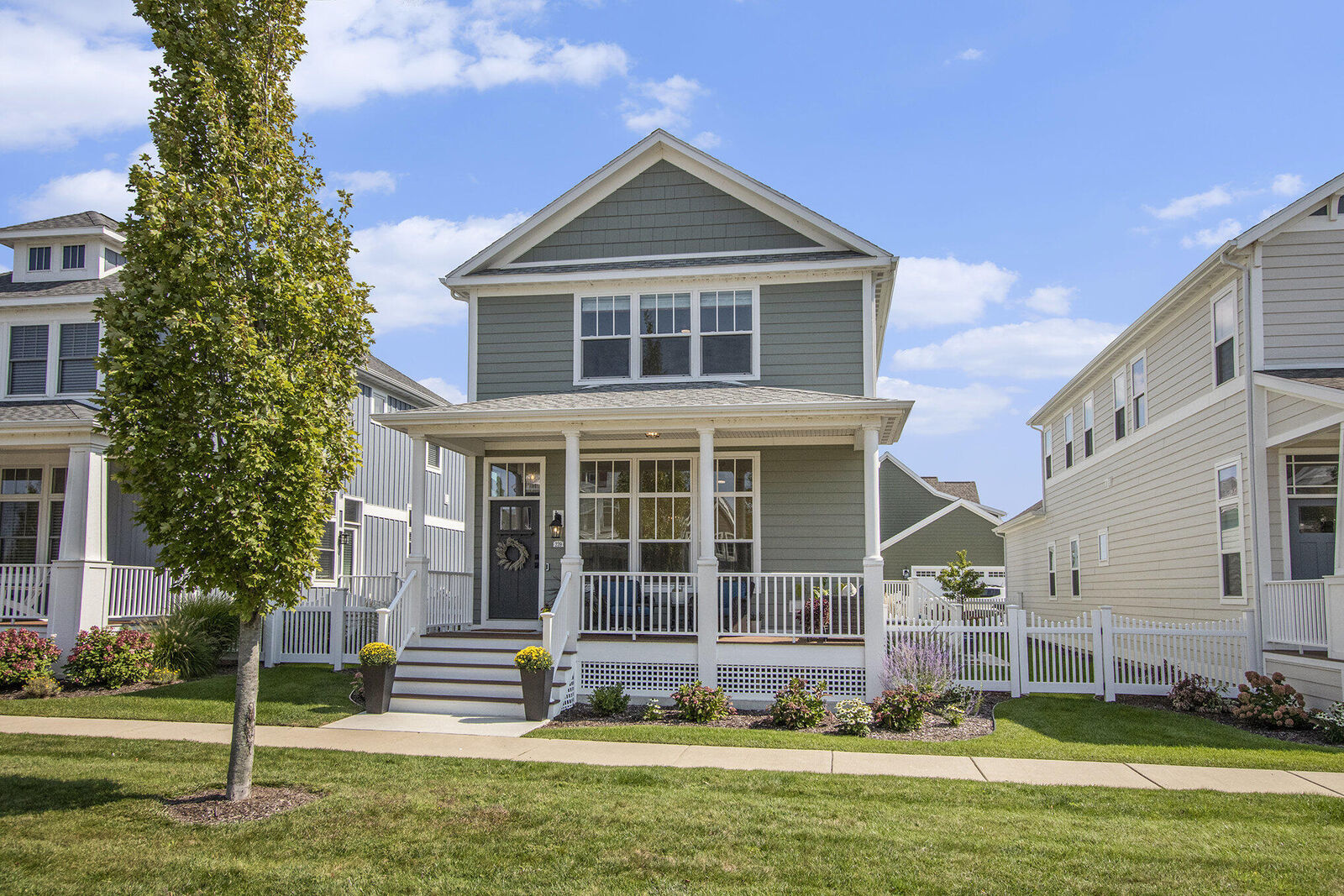 Property Photo:  239 Cavelier Avenue  MI 49085 