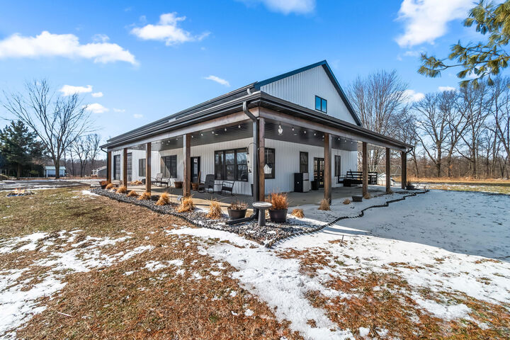 Property Photo:  11850 Cook Road  MI 49252 