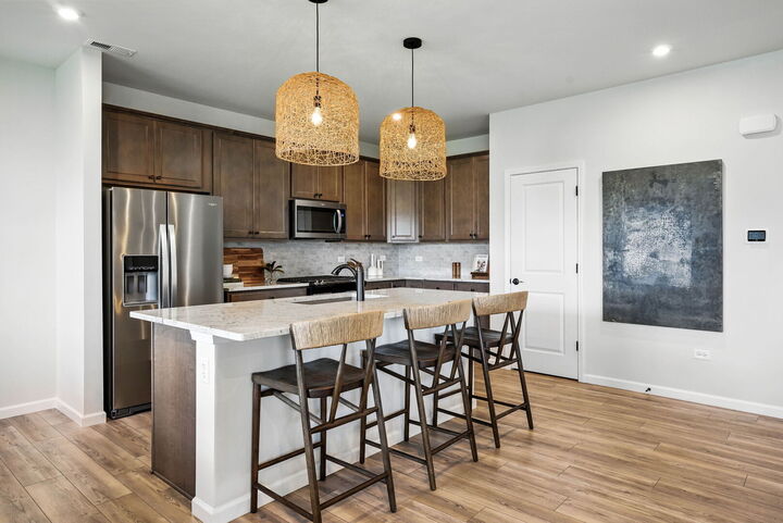 Property Photo:  140 Daltrey Drive  IL 60543 