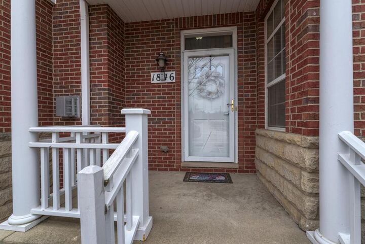 Property Photo:  1846 Keystone Place  IL 60193 