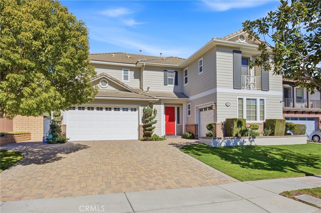 Property Photo:  2761 E Stearns E  CA 92821 