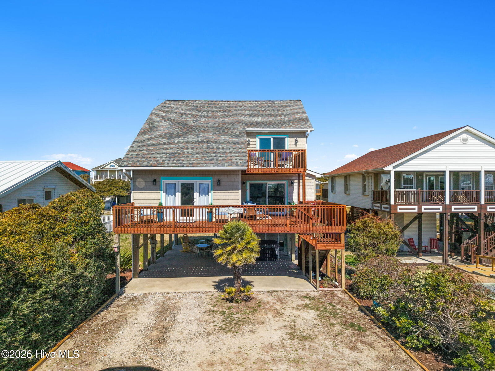 Property Photo:  1622 E Beach Drive  NC 28465 