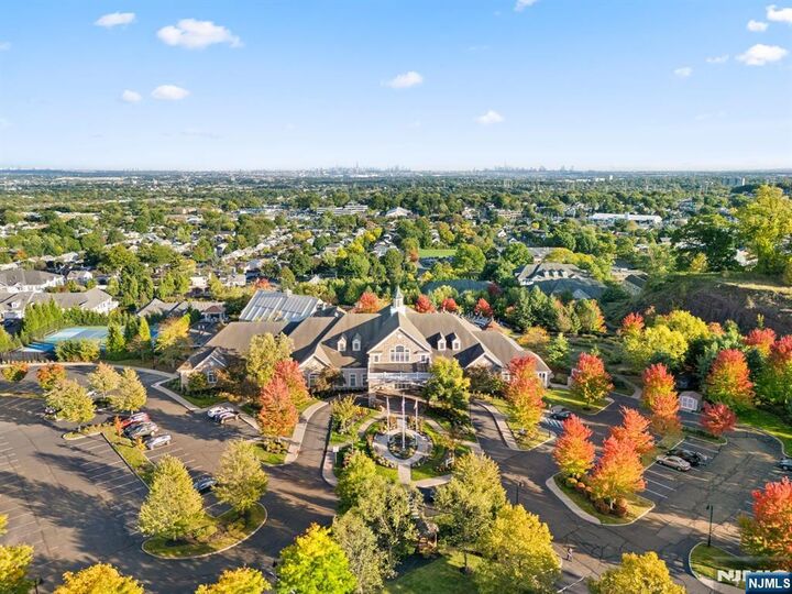 Property Photo: 3 Slate Court 707 NJ 07424