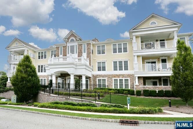 Property Photo:  801 Four Seasons Lane 811  NJ 07645 