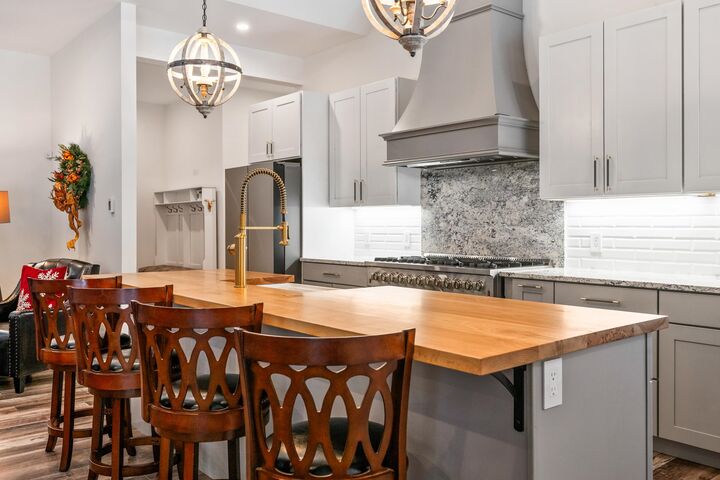 Property Photo: 123 Oxbow Lane NH 03818