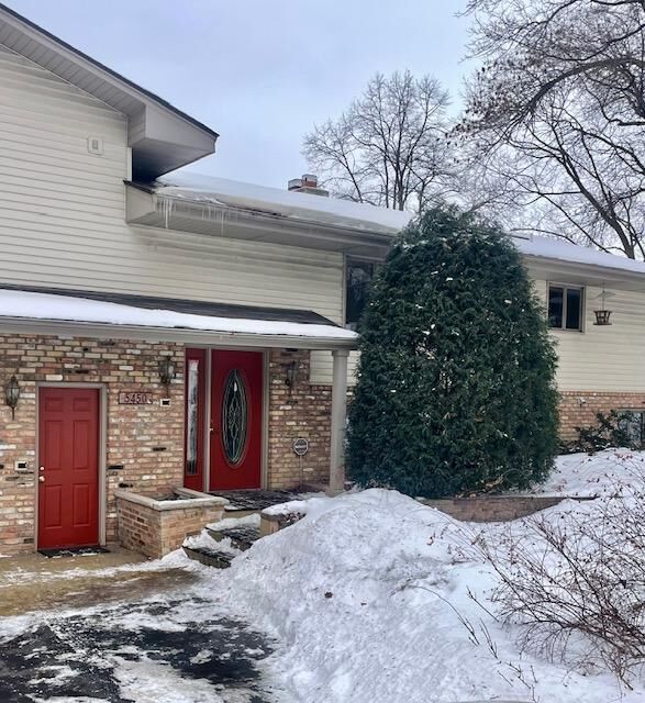 Property Photo:  5450 Ridgewood Cove  MN 55364 