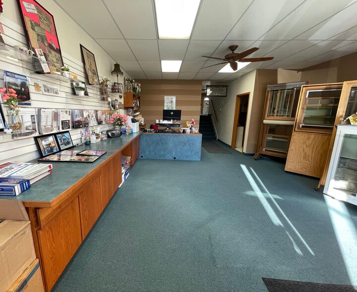 Property Photo:  136 S Broadway  MN 56097 