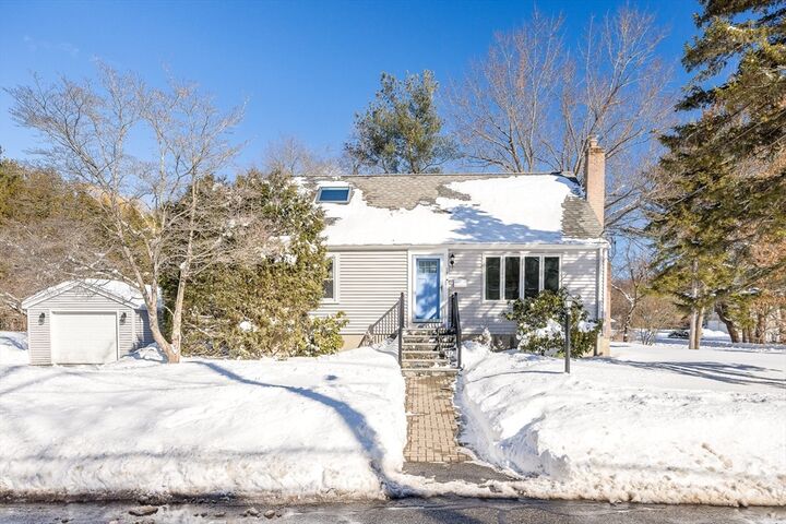 Property Photo:  19 Pleasant St  MA 01864 