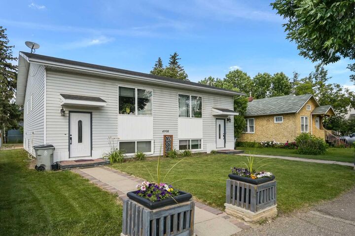 4908 54 Avenue — photo 1