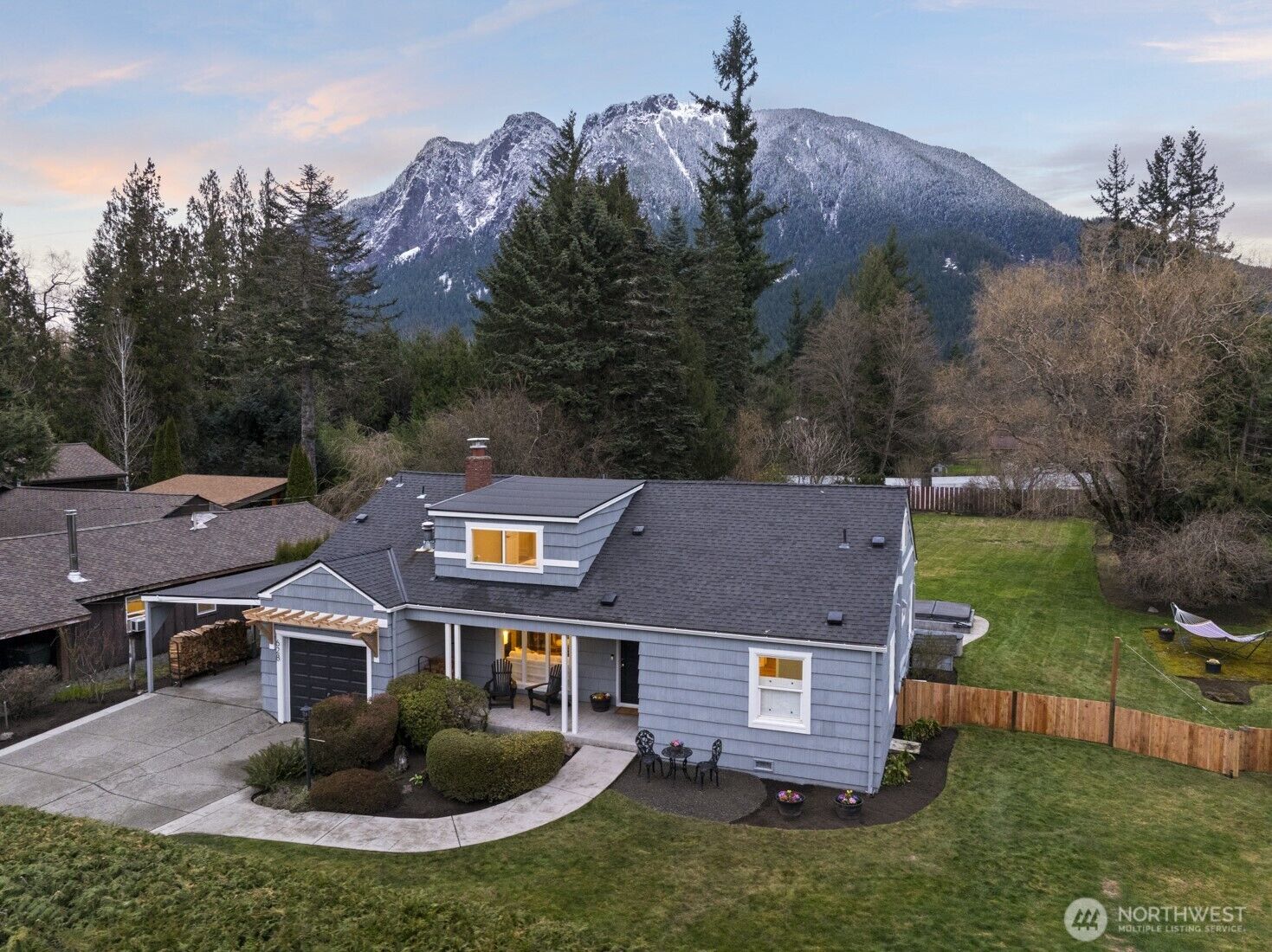 Property Photo:  628  Janet Avenue NE  WA 98045 