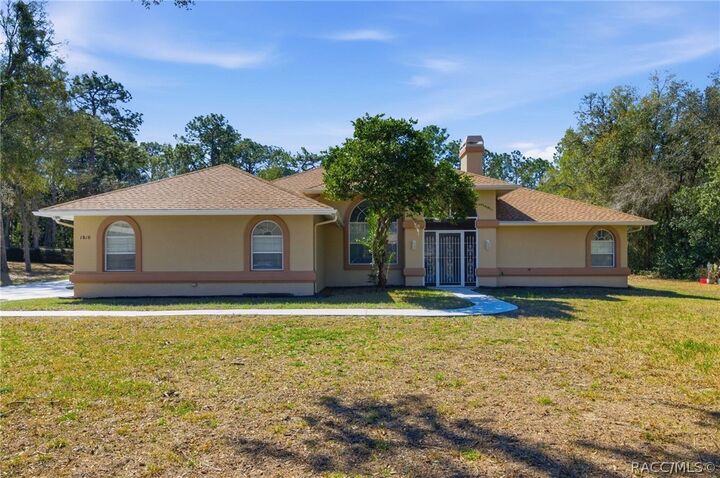 Property Photo: 1810 W Pine Ridge Boulevard FL 34465