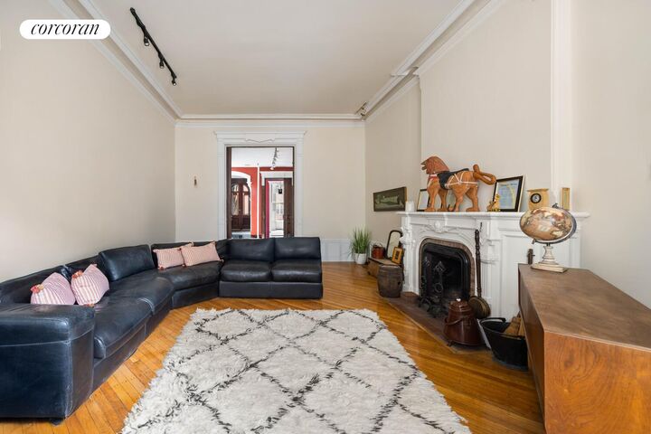 Property Photo:  154A Hicks Street  NY 11201 