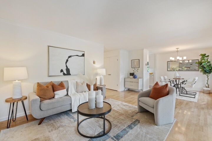 Property Photo:  905 West Middlefield Road 917  CA 94043 