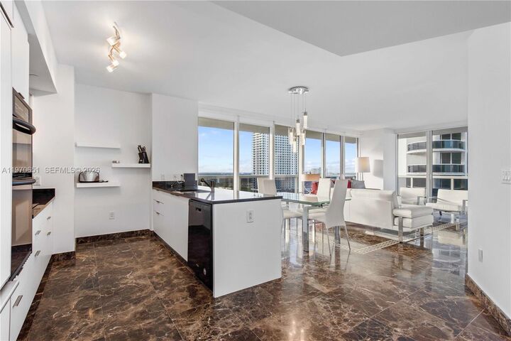 Property Photo:  1830 S Ocean Dr 1908  FL 33009 
