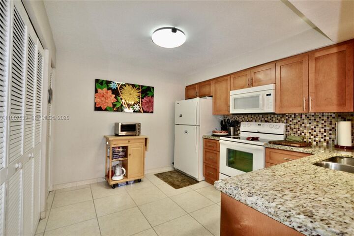 Property Photo:  9020 SW 125th Ave F108  FL 33186 
