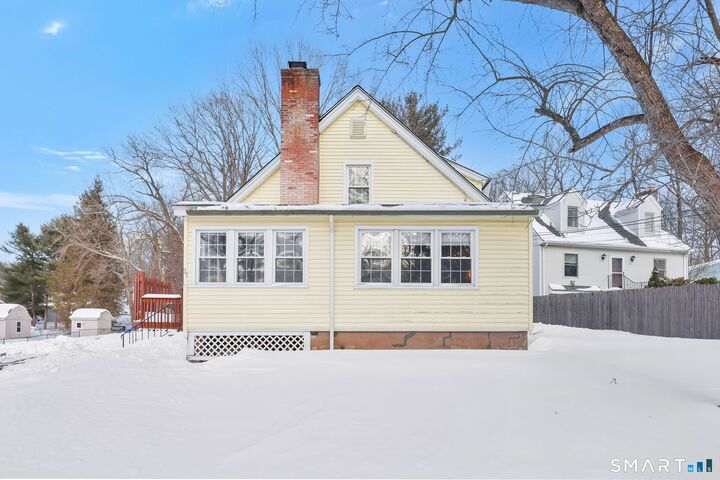 Property Photo:  25 Greenwood Drive  CT 06042 