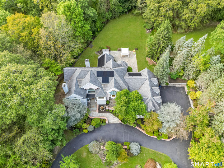 Property Photo:  39 Running Brook Lane  CT 06840 