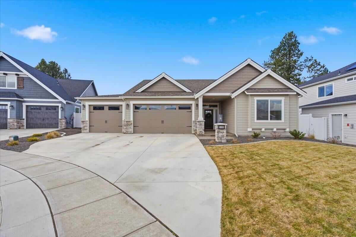 Property Photo:  1420 S Aspen Ct  WA 99016 