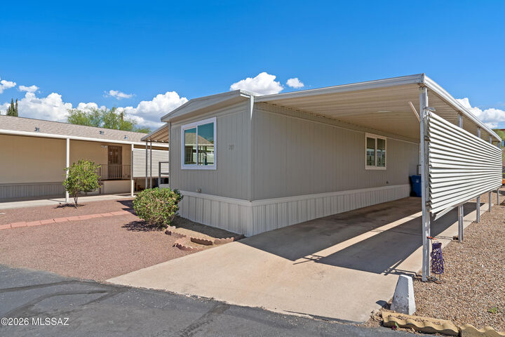 Property Photo:  5000 E Grant Road 203  AZ 85712 