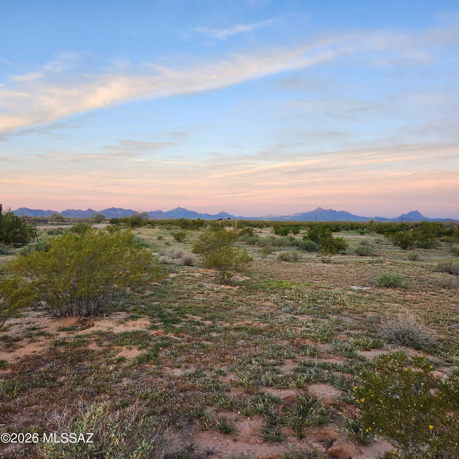 Property Photo: 7716 N Shadows Desert Lane AZ 85743