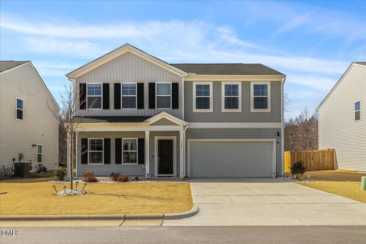 Property Photo:  1008 Sumter Pointe Way  NC 27545 