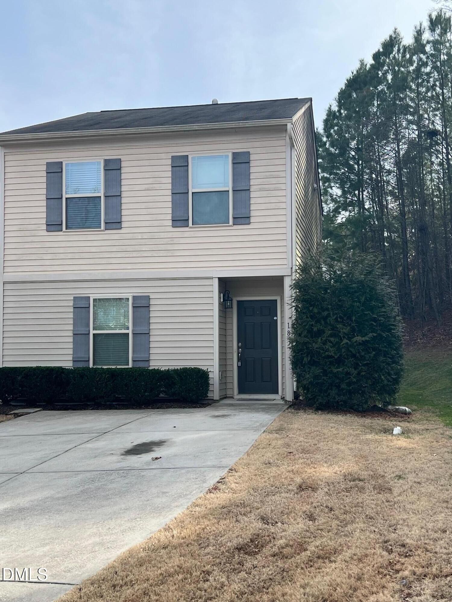 Property Photo: 18 Rochambeau Court NC 27704