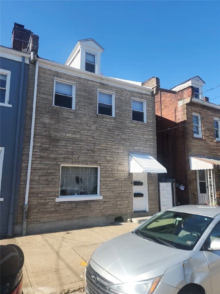 Property Photo:  1918 Sarah St  PA 15203 