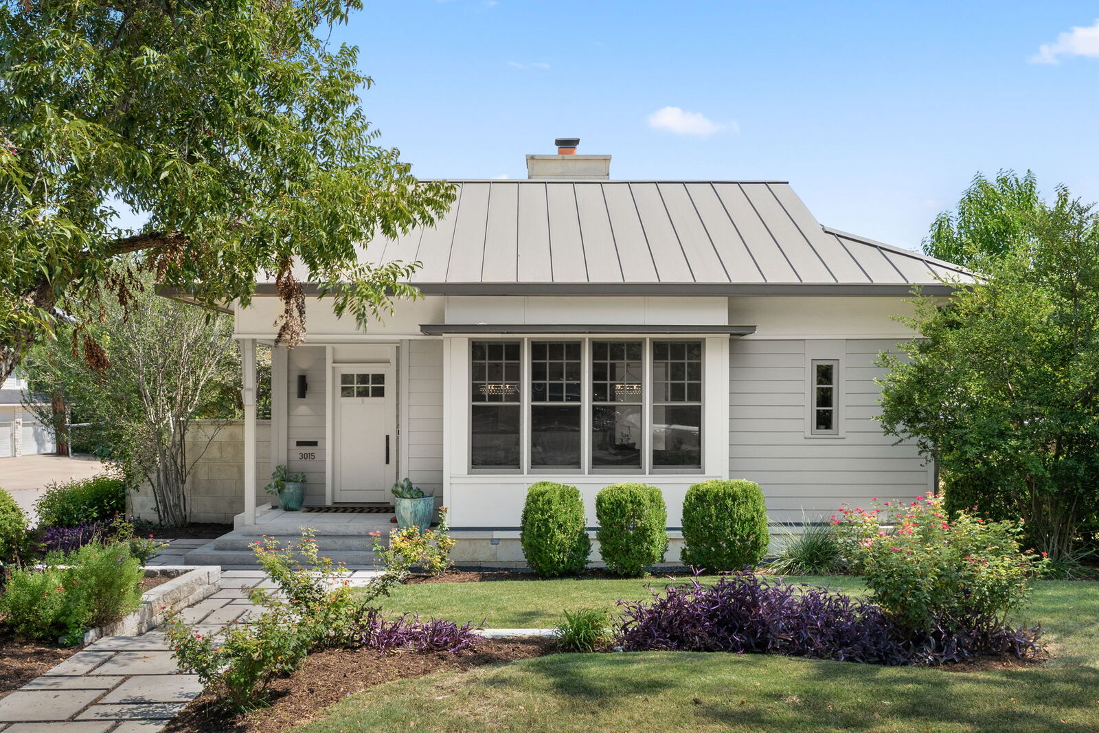 Property Photo:  3015 Washington Square  TX 78705 