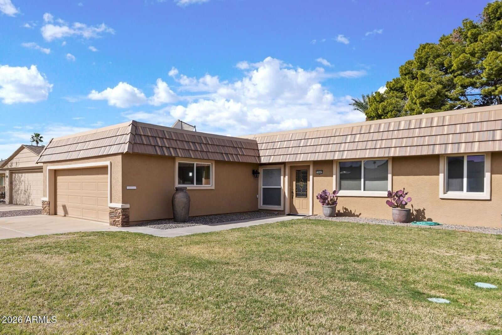 Property Photo:  10442 W Prairie Hills Circle  AZ 85351 