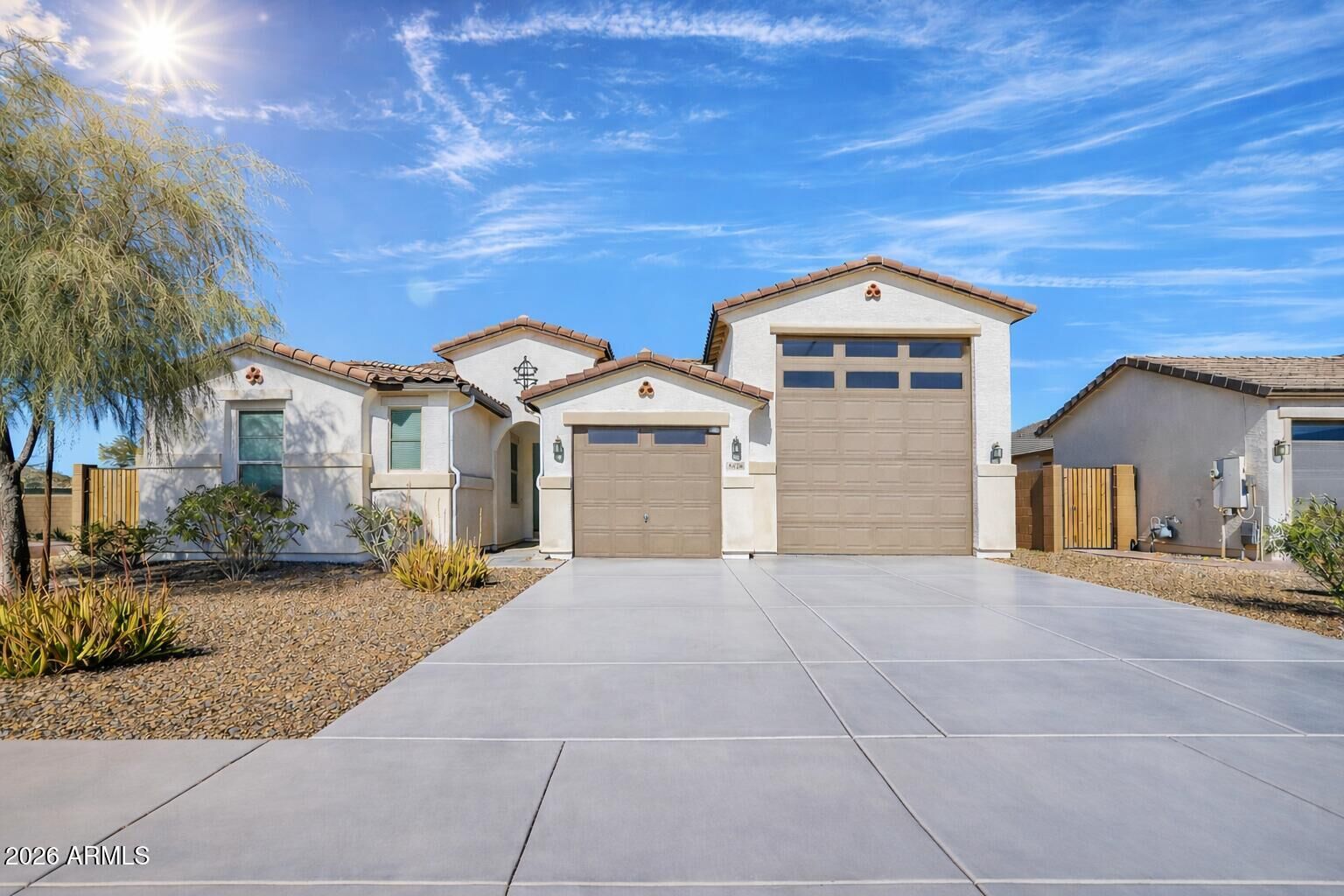 Property Photo:  8026 W Wood Lane  AZ 85043 