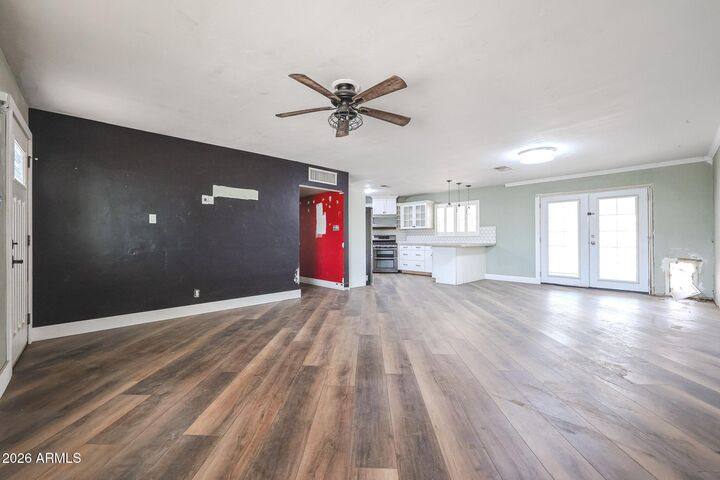 Property Photo: 1734 S Shafer Drive AZ 85281