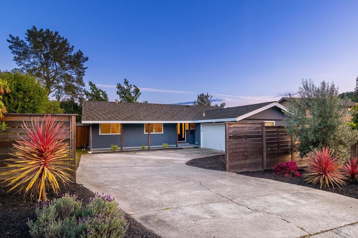 Property Photo: 232 San Carlos Way CA 94945