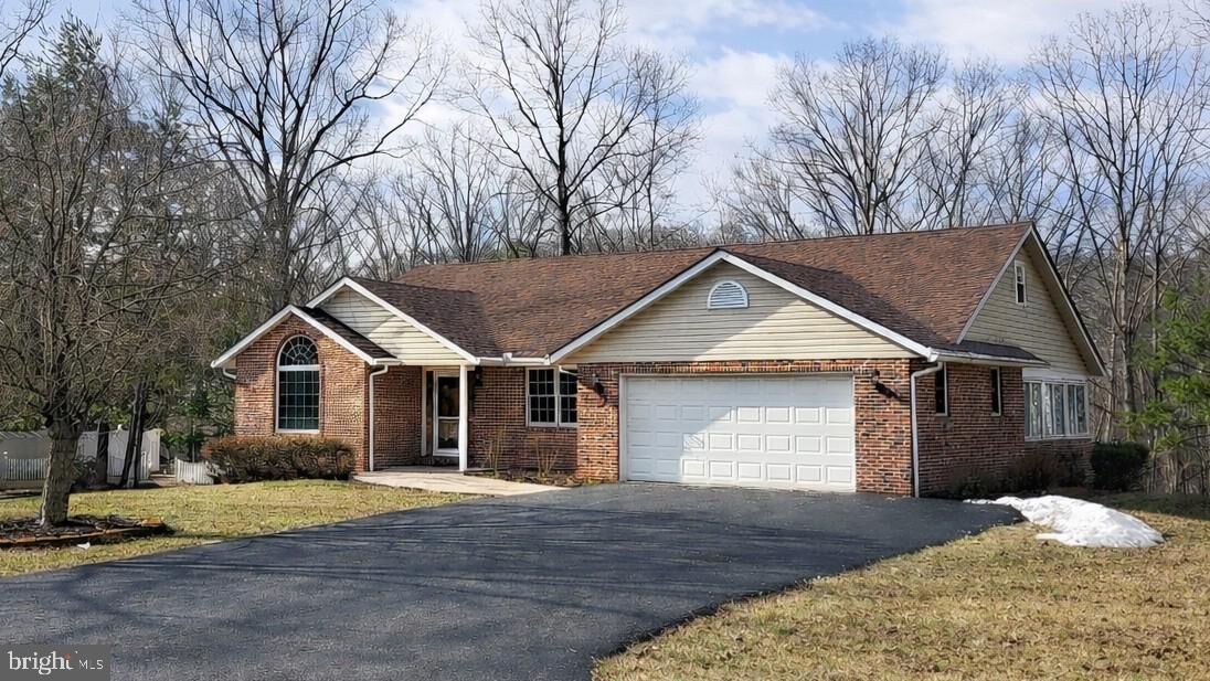 Property Photo: 102 Spinnaker Court WV 26753