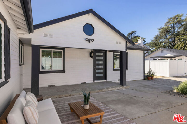 Property Photo:  2130 El Sereno Ave  CA 91001 
