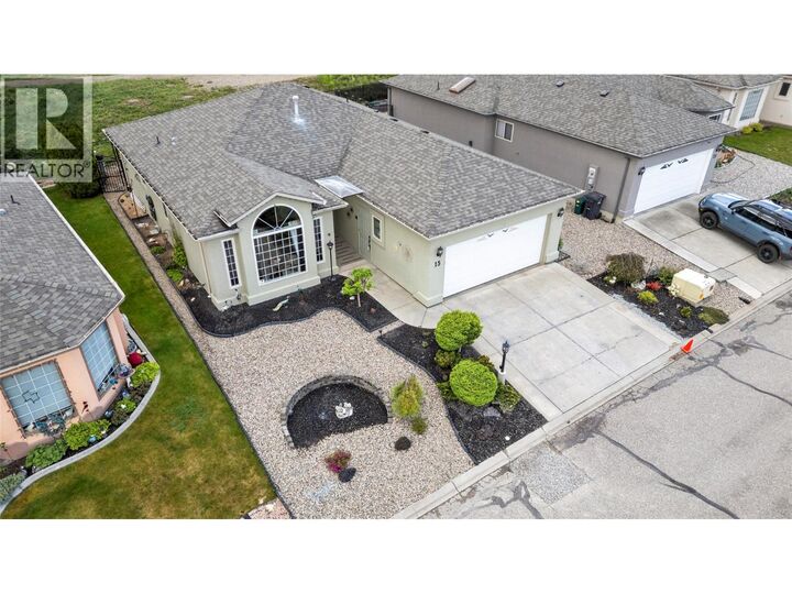 Photo de la propriété:  2595 Catherine Place 15  BC V4Y 2A4 