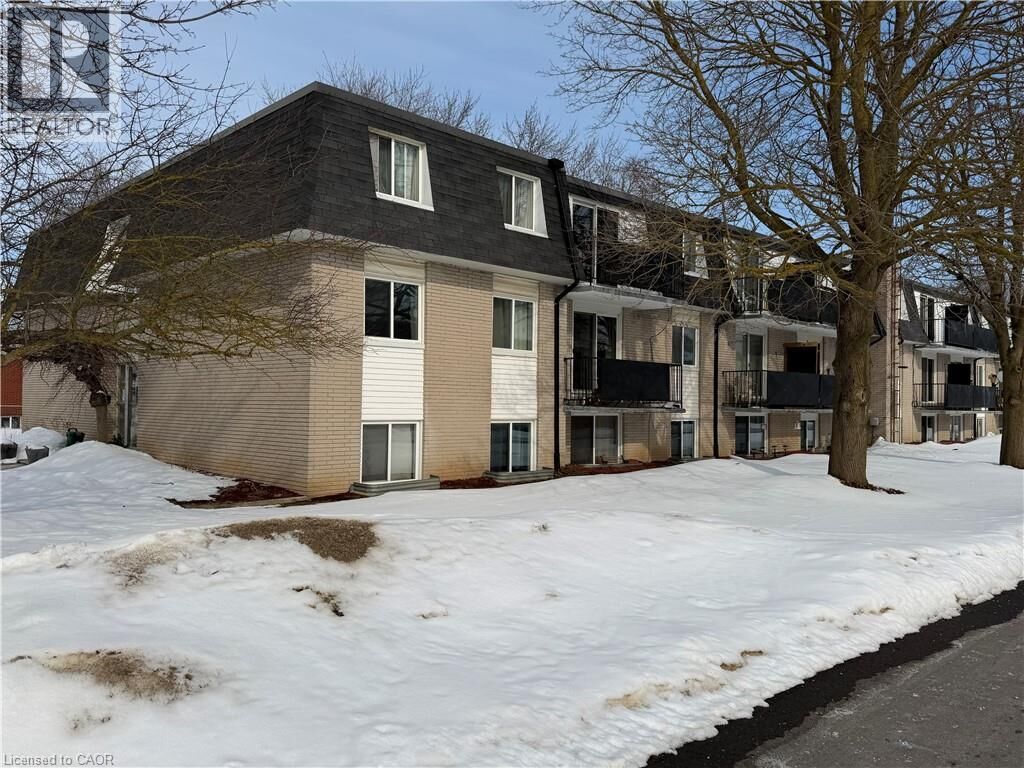 Property Photo: 118 Preston Street South 104 ON N0G 1A0