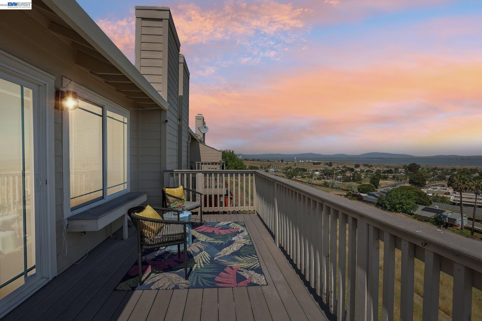 Property Photo:  323 Rosemarie Pl  CA 94565 