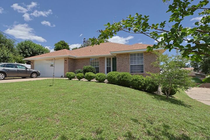 Property Photo:  5205 Whitehurst Lane  FL 32536 