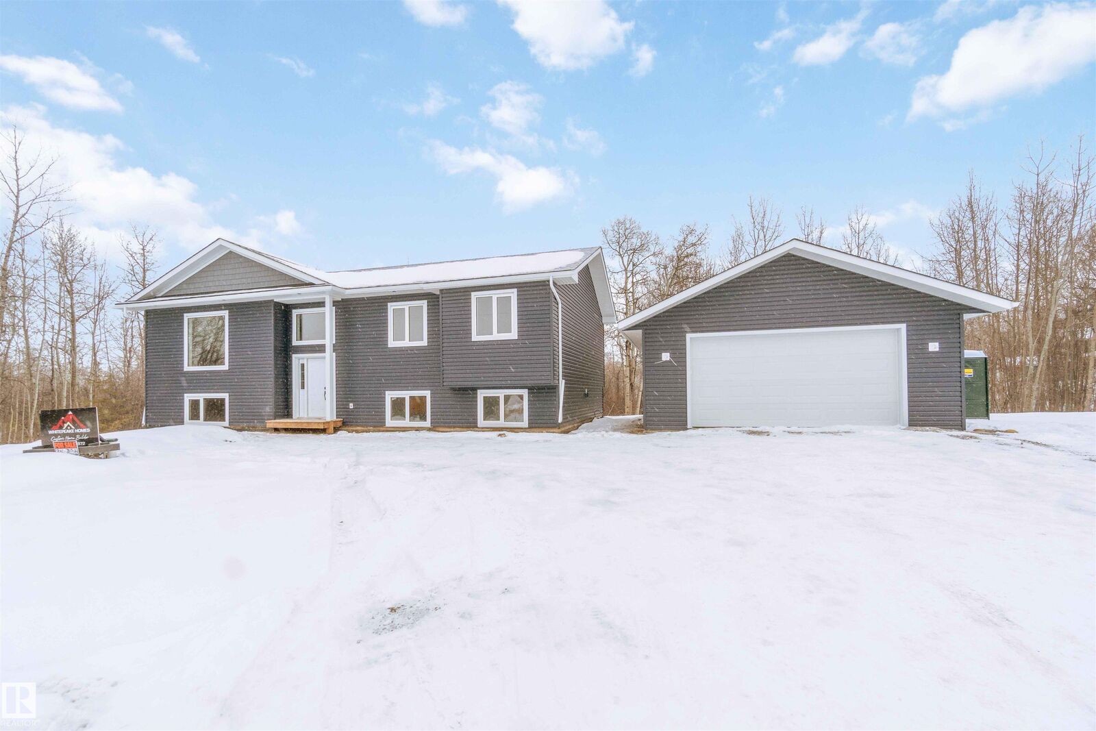 Property Photo:  54419 Rge Road 14 201  AB T0E 1V2 