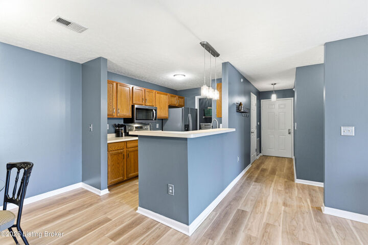 Property Photo:  8506 Ambrosse Ln 208  KY 40299 