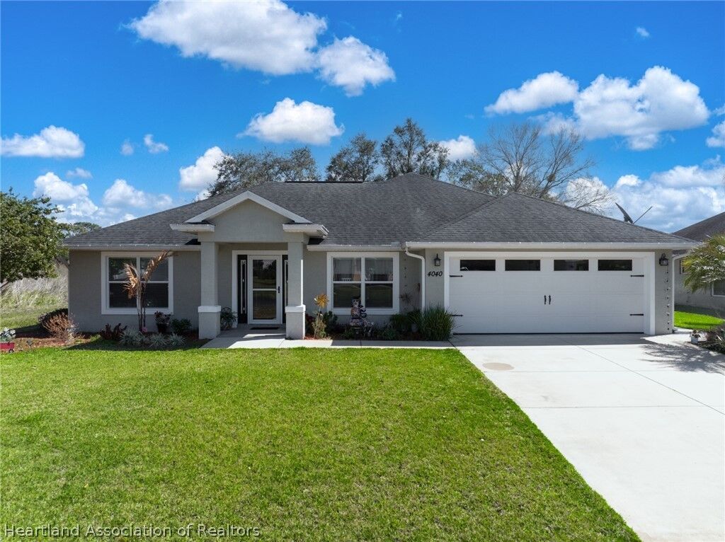 Property Photo:  4040 Santa Barbara Drive  FL 33875 