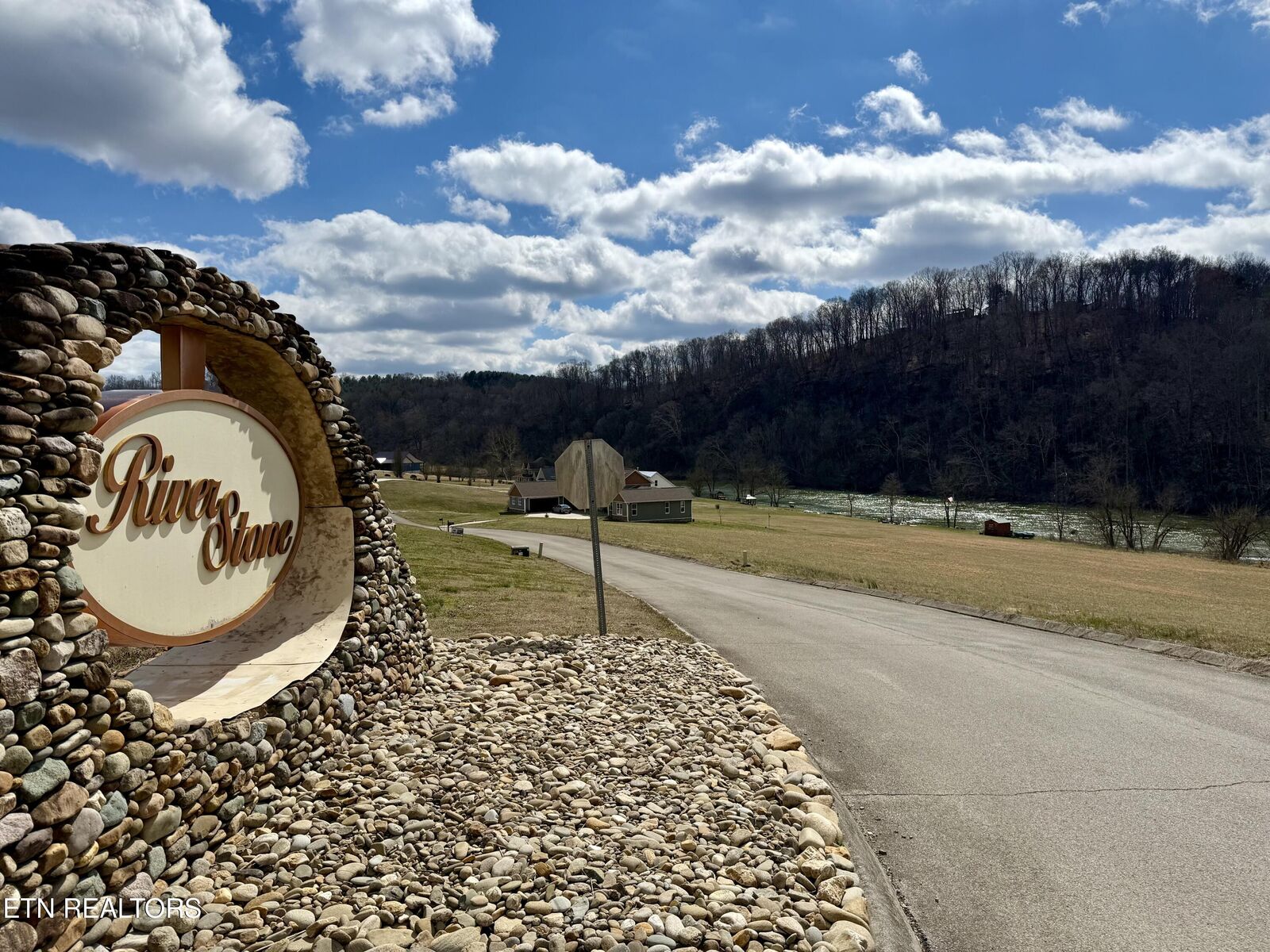 Property Photo:  Lot 31 River Stone Drive  TN 37709 