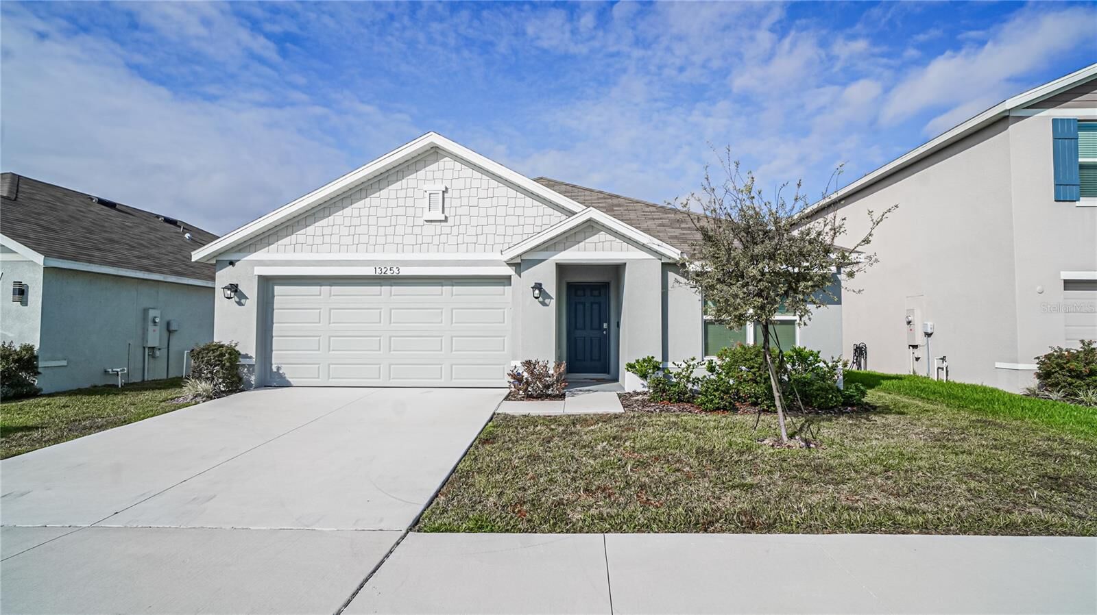 Property Photo: 13253 Mylion Way FL 34610