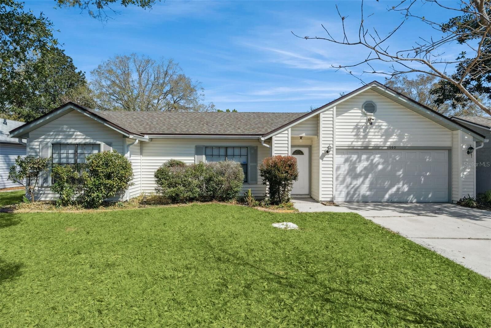 Property Photo: 1660 Cracker Creek Court FL 32765