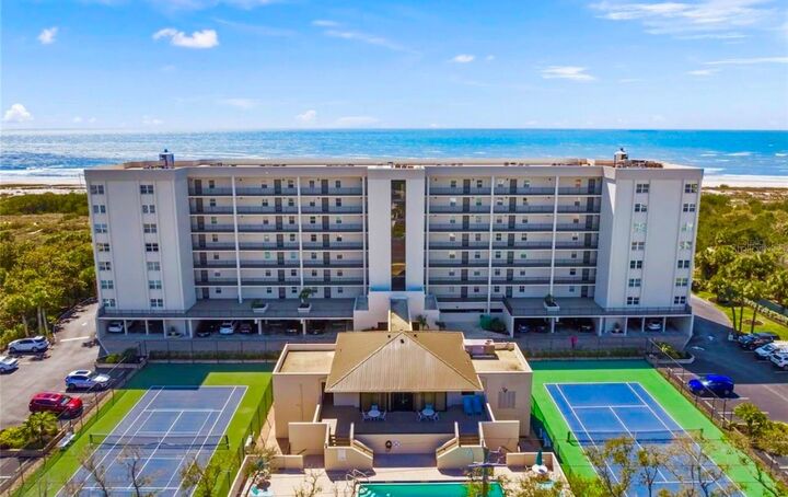 Property Photo:  420 Beach Road 606  FL 34242 