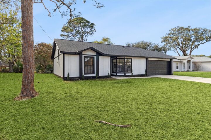 Property Photo:  6560 Miraflores Avenue  FL 32927 