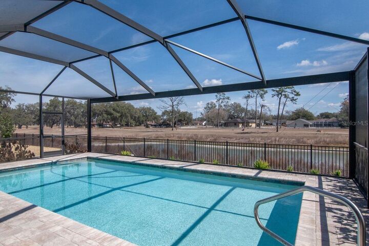 Property Photo: 6462 Bradford Woods Drive FL 33542