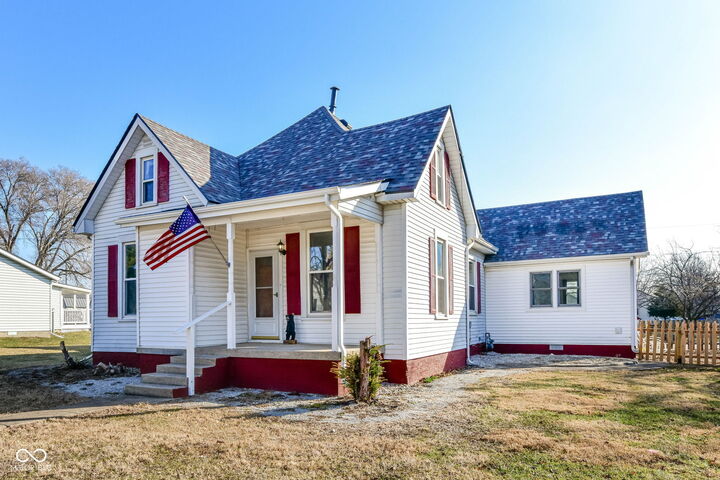 Property Photo: 229 N 5th Street IN 46036