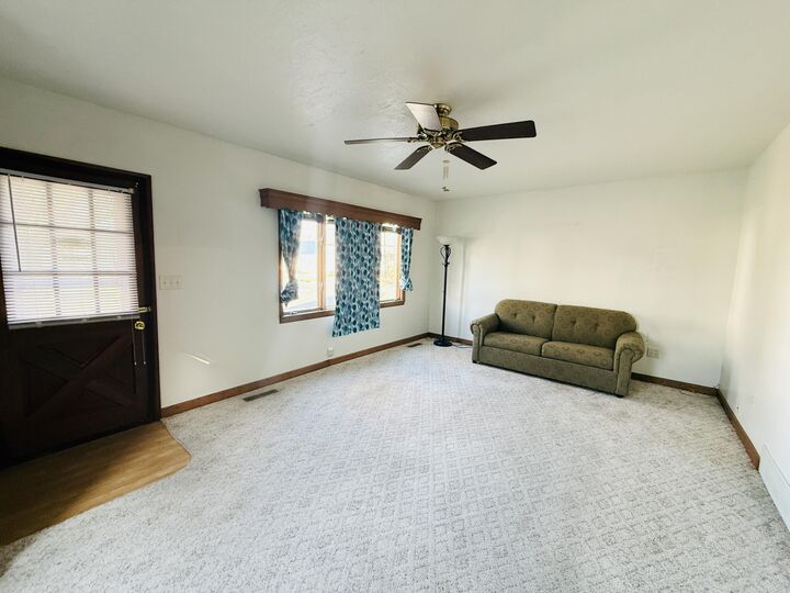 Property Photo:  2613 N 10th St  WI 53083 