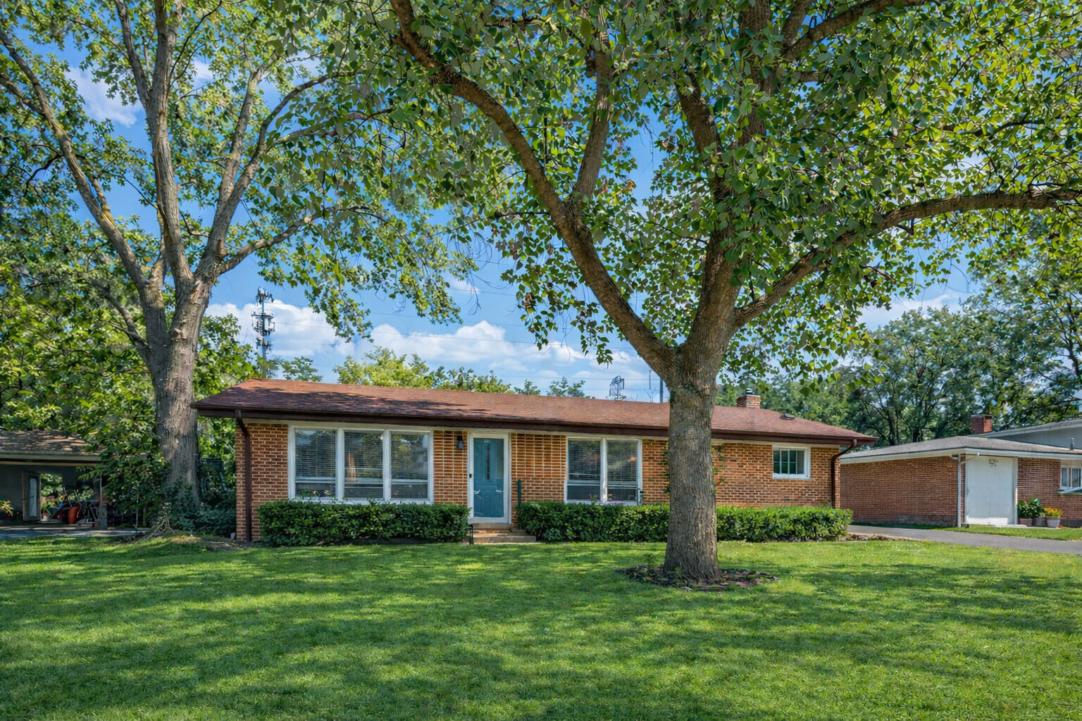 Property Photo:  513 Edens Lane  IL 60093 
